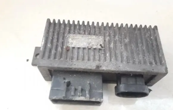 Volvo S40, V40 Coolant fan relay 