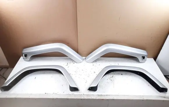 Front arch trim