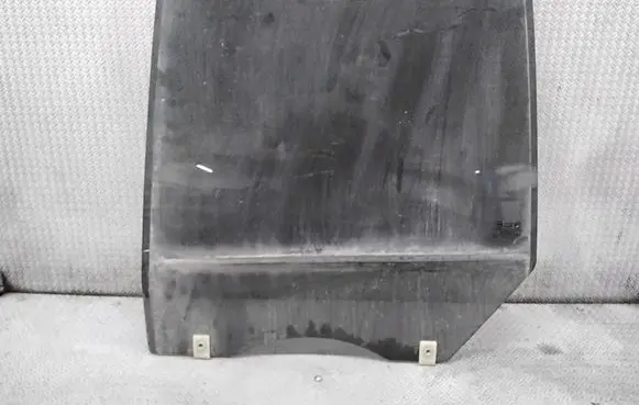 SsangYong Rexton Rear door window glass