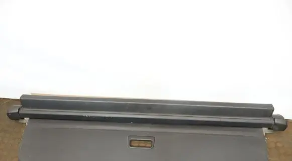 Volkswagen Golf V Parcel shelf load cover 