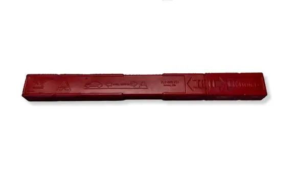 Audi A6 Allroad C6 Emergency warning sign 7L0860251
