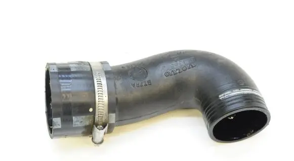 Volvo XC60 Intercooler hose/pipe 31338572