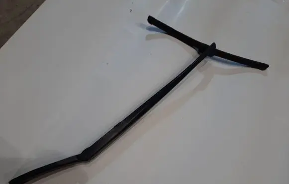 BMW 6 F12 F13 Front wiper blade arm 7203156