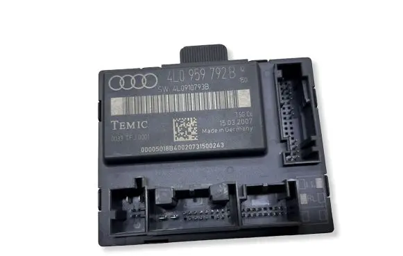 Audi Q7 4L Door control unit/module 4L0959792B