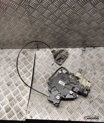 Volkswagen Caddy Sliding door lock 2k0843653bf