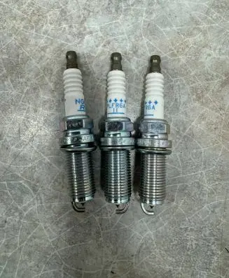Subaru Outback Spark plug 22401AA580