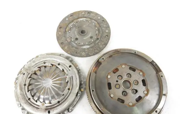 Peugeot 307 Dual mass flywheel 010230G9000 323070110
