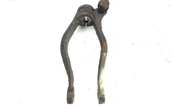 Mazda 6 Lower shock absorber bracket 