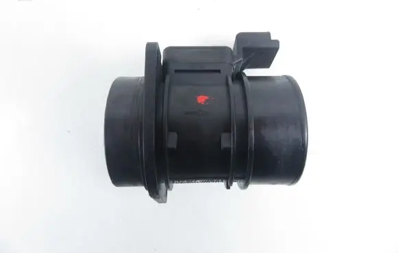 Renault Megane I Mass air flow meter 7700104426 5WK9620 7700109812