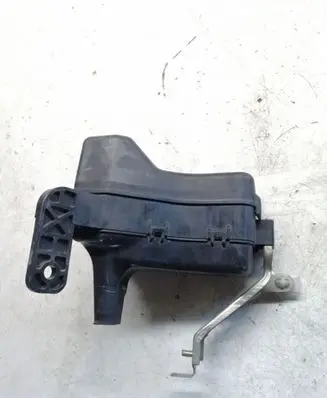 Toyota Corolla Verso AR10 Fuse module