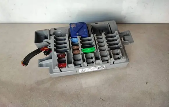 BMW 5 G30 G31 Fuse box set 9350314