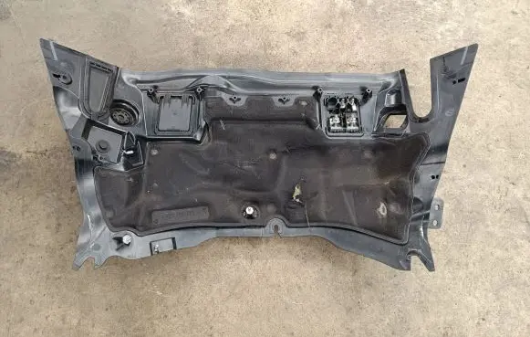 Mercedes-Benz E W213 Heat shield in engine bay A2536207800