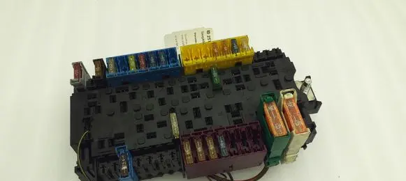 Mercedes-Benz B W246 W242 Fuse box set A2469060093