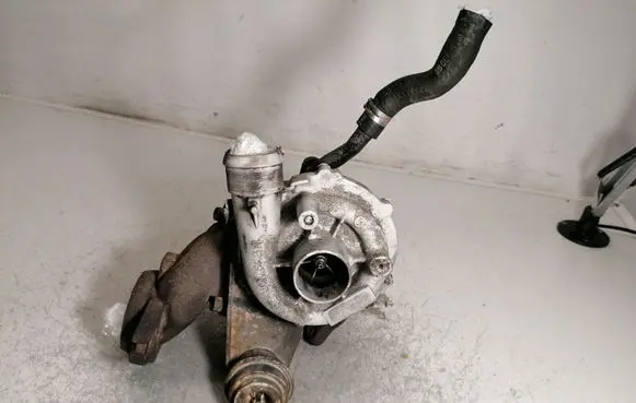 Peugeot 806 Turbo 9634521180