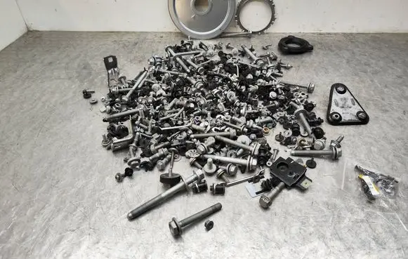 BMW X7 G07 Nuts/bolts 