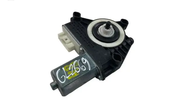 BMW 1 F40 Rear door window regulator motor CM0A0780L
