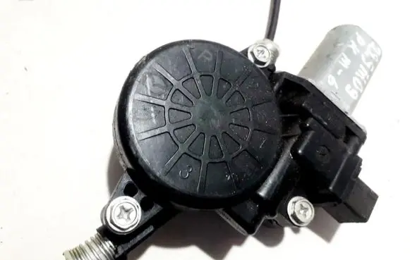 Mazda 6 Front door window regulator motor 