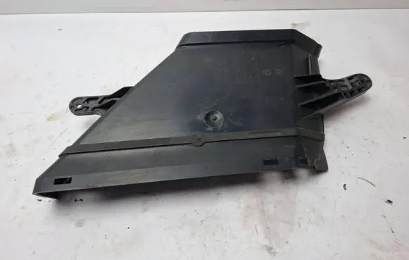 Audi A4 S4 B8 8K Air intake duct part 8K0129618E 8K0129618D