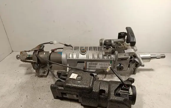 Nissan Navara D40 Steering wheel axle 1012378