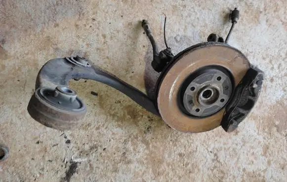 Peugeot Partner Front wheel hub