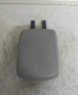 Volvo V50 Armrest
