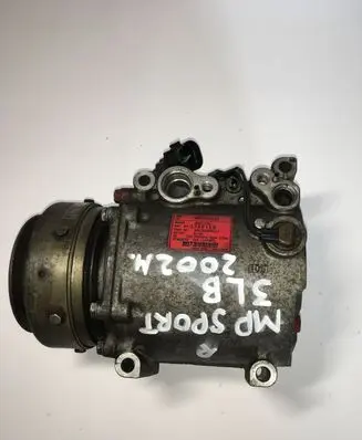 Mitsubishi Pajero Sport I Air conditioning (A/C) compressor (pump) MR360532