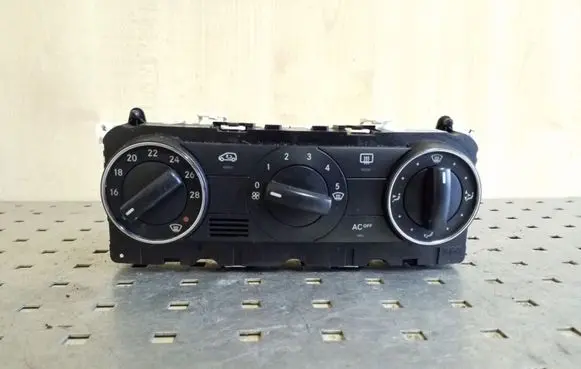 Mercedes-Benz A W169 Climate control unit A1698301385