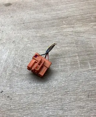 Volkswagen Golf V Plug wire 1J0937733