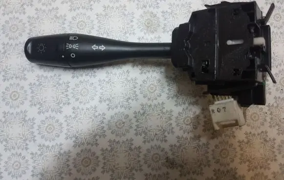 Mitsubishi Pajero Indicator stalk