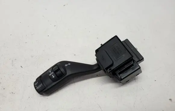 Ford Kuga I Indicator stalk 17D9403 4M5T13335BD