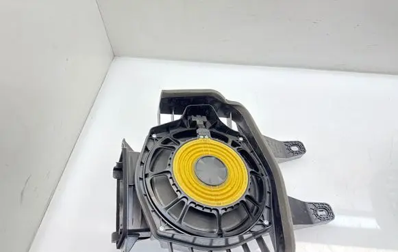 BMW iX Subwoofer speaker 6513944221804 8948016401B 9442218