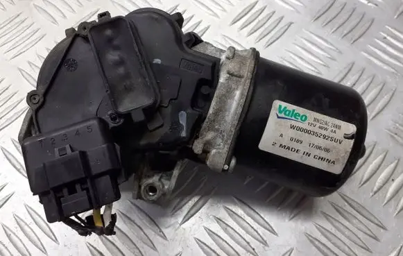 Opel Mokka X Wiper motor 42333713