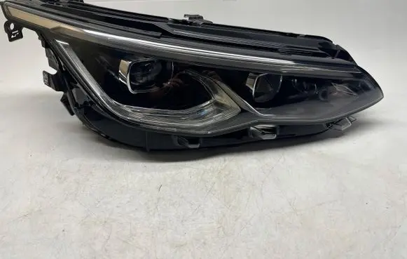 Volkswagen Golf VIII Headlight/headlamp 5H1941036