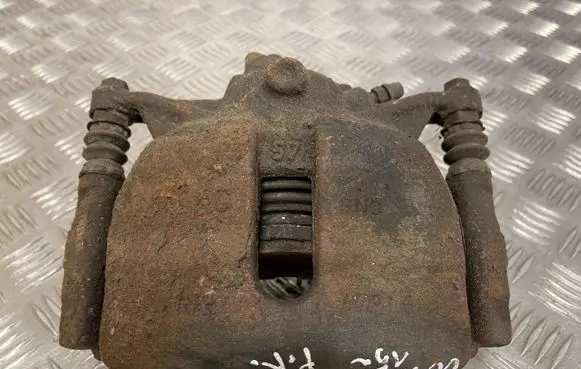 Skoda Octavia Mk3 (5E) Front brake caliper