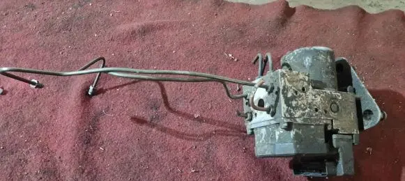 Mercedes-Benz Sprinter W901 W902 W903 W904 ABS Pump 0265220488