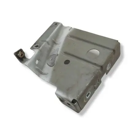 Renault Master III Fender mounting bracket 631221215R 1811D