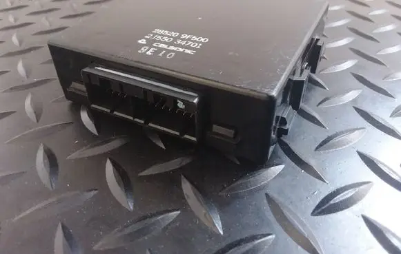 Nissan Primera Other control units/modules 285209F500 2155034701