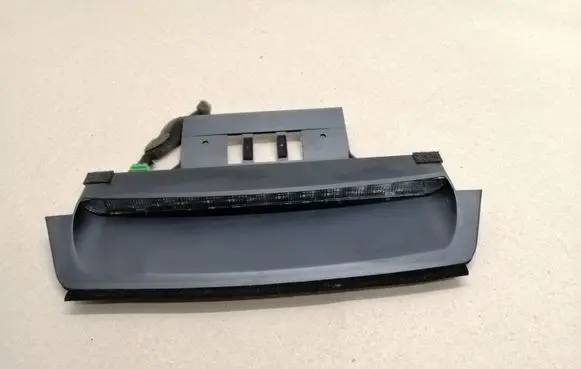 Volvo S60 Third/center stoplight 148316
