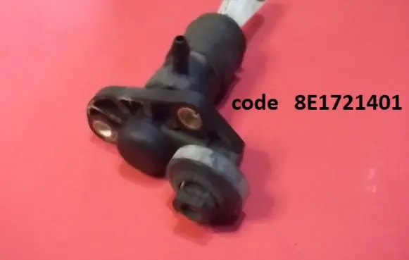Audi A4 S4 B5 8D Clutch master cylinder 8E1721401