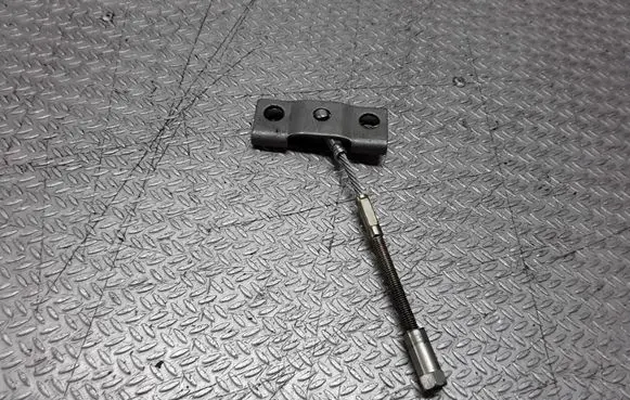 Mitsubishi Grandis Handbrake/parking brake wiring cable 