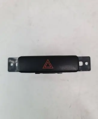 Suzuki Grand Vitara II Hazard light switch SP222
