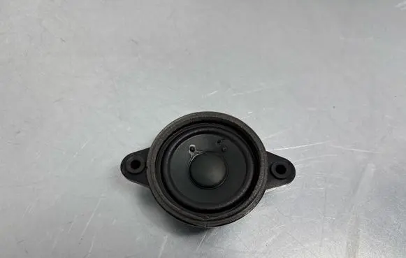 Mercedes-Benz S W222 Panel speaker A2228203702