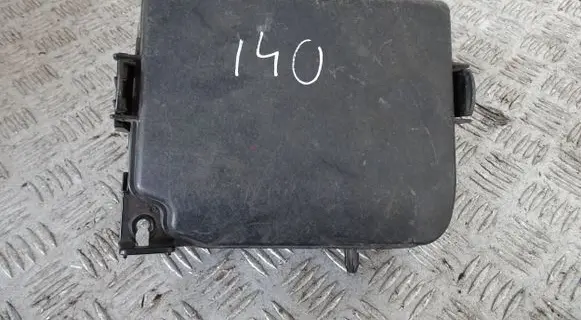 Hyundai i40 Fuse box set 91235-3Z100