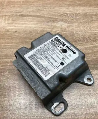 Renault Kangoo I Airbag control unit/module 8200098401 550751800