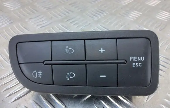 Fiat Punto (188) Light switch 735367268 735367269