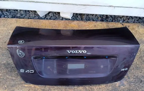 Volvo S40 Tailgate/trunk/boot lid
