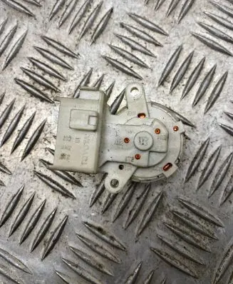 Toyota Avensis Verso Ignition lock contact 