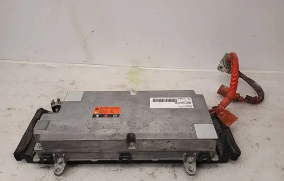 Chevrolet Volt I Voltage converter inverter 24257401 691702856 MS7401A10810143
