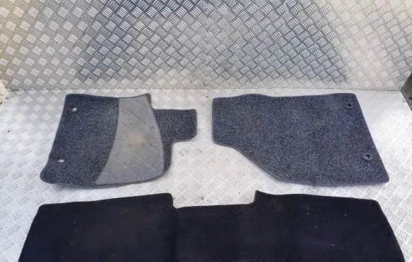 Lexus CT 200H Car floor mat set 