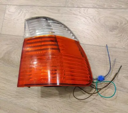 BMW 5 E39 Rear/tail lights 6902532 8371324